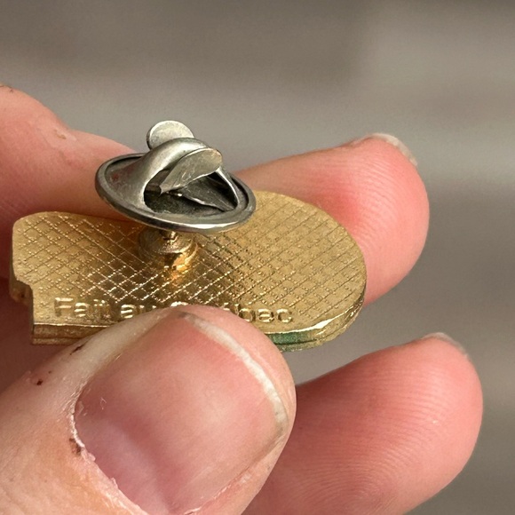 5/$25 Vintage 1983 Quebec bus transportation travel Pin 🚌 - Picture 6 of 7